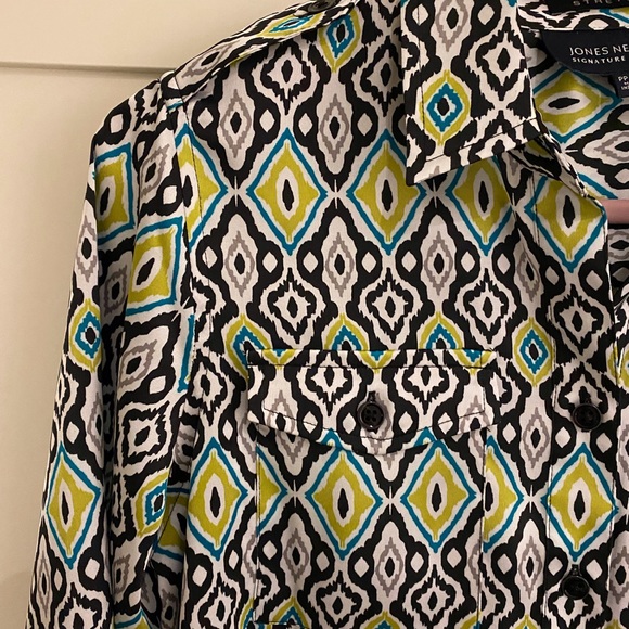 JONES NEW YORK SIGNATURE beautiful eye-popping Blouse! - Picture 5 of 6